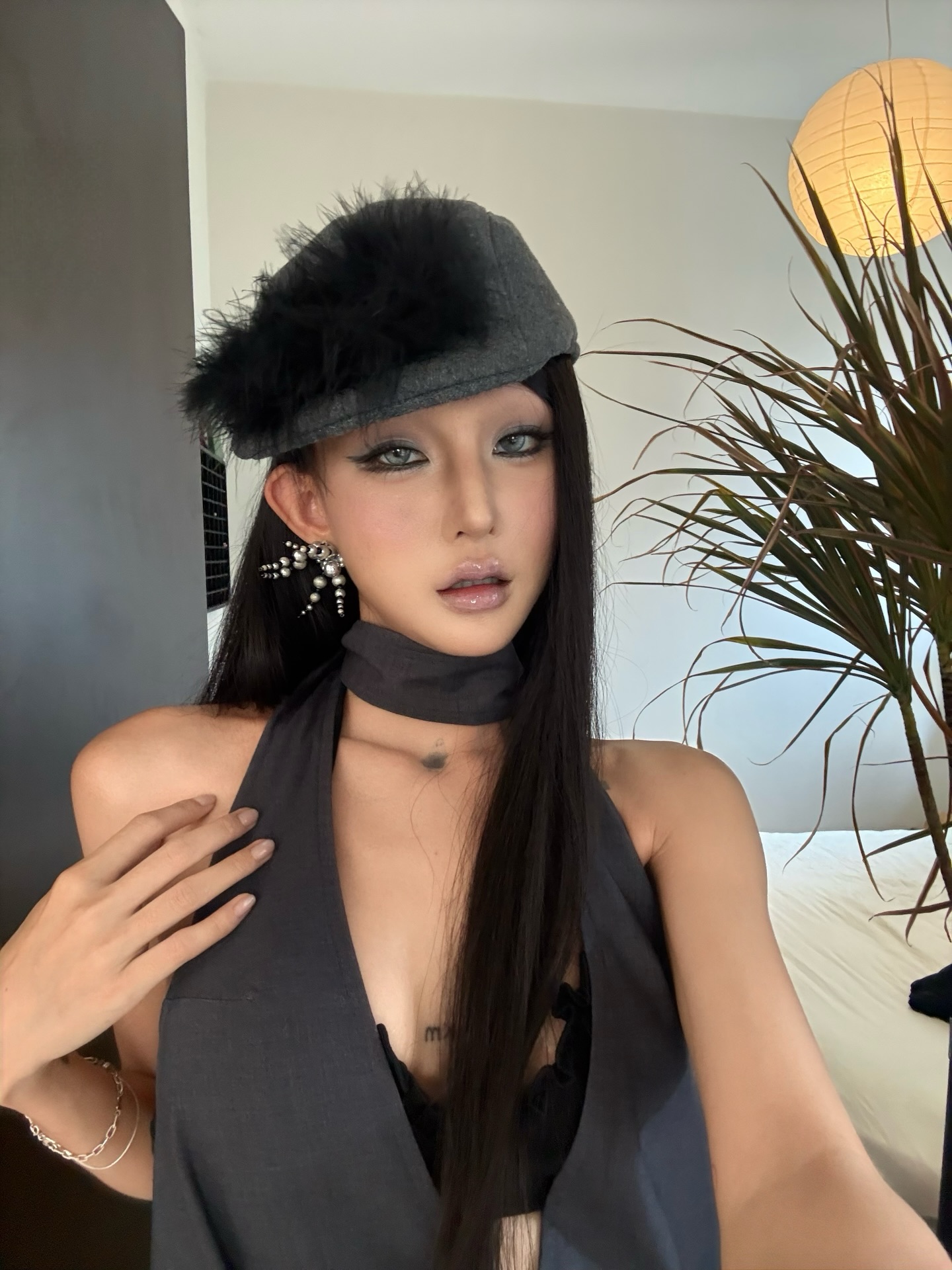 Ngắm kh&ocirc;ng gian sống như qu&aacute;n cafe tại nh&agrave; của hội chủ shop v&agrave; nghệ sĩ Việt 2026 - Ảnh 27.