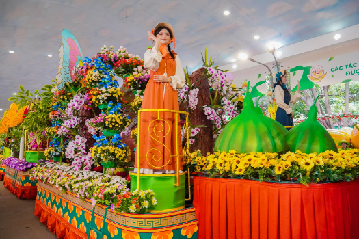 Suối Ti&ecirc;n khởi động h&egrave; rực rỡ với loạt ưu đ&atilde;i hấp dẫn c&ugrave;ng Lễ hội tr&aacute;i c&acirc;y Nam Bộ 2026 - Ảnh 2.