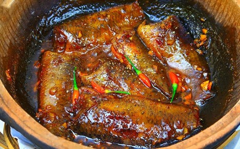 Lo&agrave;i c&aacute; &iacute;t thịt, nhiều xương nhưng nổi tiếng thơm ngon, gắn liền với k&yacute; ức tuổi thơ mỗi m&ugrave;a mưa về - Ảnh 4.