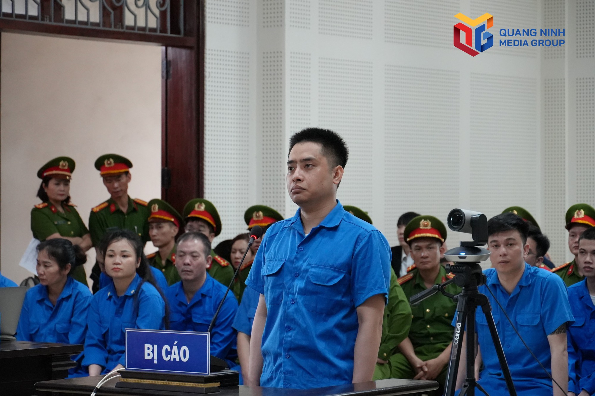 X&eacute;t xử B&ugrave;i Đ&igrave;nh Kh&aacute;nh v&agrave; 18 đồng phạm: Vụ &aacute;n ma t&uacute;y g&acirc;y chấn động x&atilde; hội 2026 - Ảnh 1.