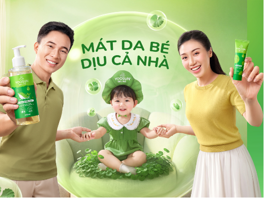Khi em b&eacute; l&agrave; trung t&acirc;m cảm x&uacute;c của gia đ&igrave;nh trong những ng&agrave;y h&egrave; n&oacute;ng nực - Ảnh 4.