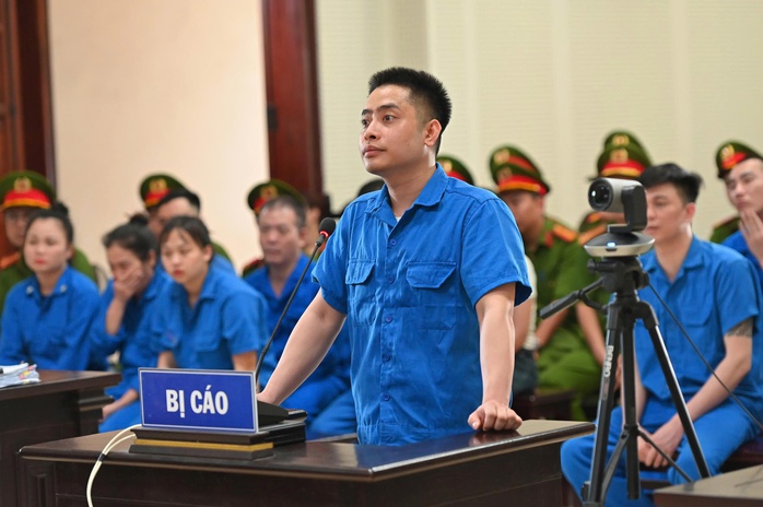 B&ugrave;i Đ&igrave;nh Kh&aacute;nh v&agrave; vụ nổ s&uacute;ng khiến thượng &uacute;y c&ocirc;ng an hy sinh - Ảnh 1.