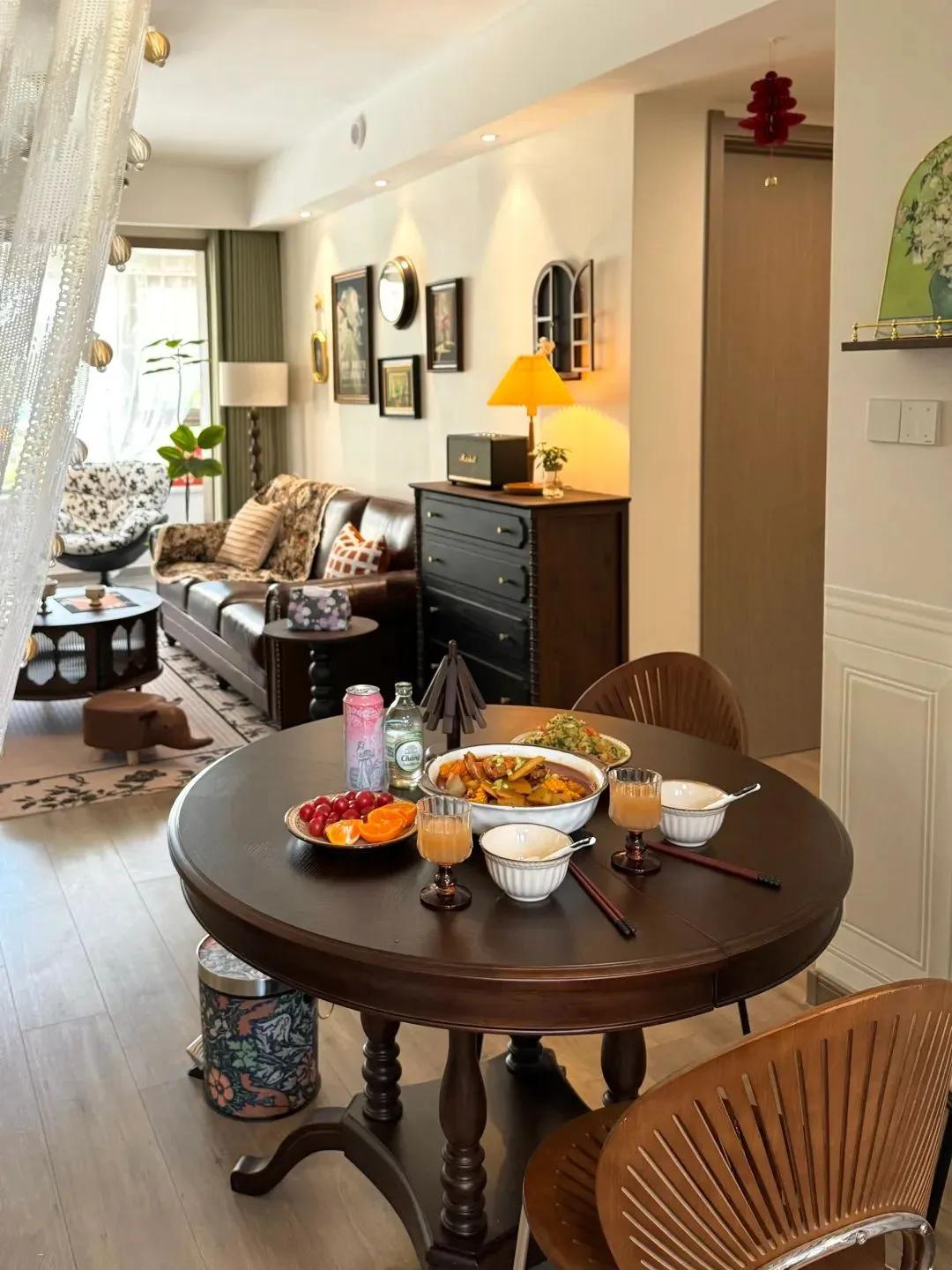 Căn hộ 80m&sup2; được mẹ t&ocirc;i decor như biệt thự ch&acirc;u &Acirc;u: Kh&aacute;ch tới chơi cứ hỏi &ldquo;Nh&agrave; n&agrave;y thật sự ở chung cư sao?&rdquo; - Ảnh 6.