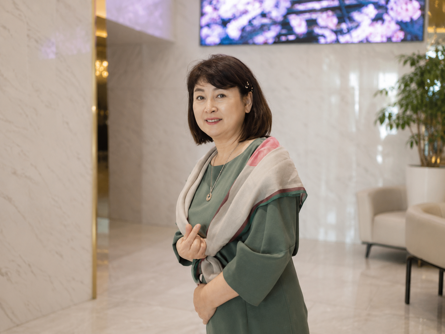 Người có 2 nguồn thu nhập đang sống nhẹ đầu hơn thế nào? 3 người phụ nữ kể chuyện thoát khỏi cảm giác mở app ngân hàng mà lo - Ảnh 3.