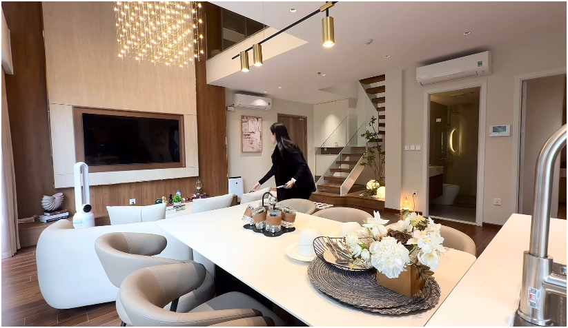 Ly Kute: Cuộc sống vi&ecirc;n m&atilde;n sau khi sinh con thứ 3 v&agrave; hạnh ph&uacute;c b&ecirc;n chồng - Ảnh 6.