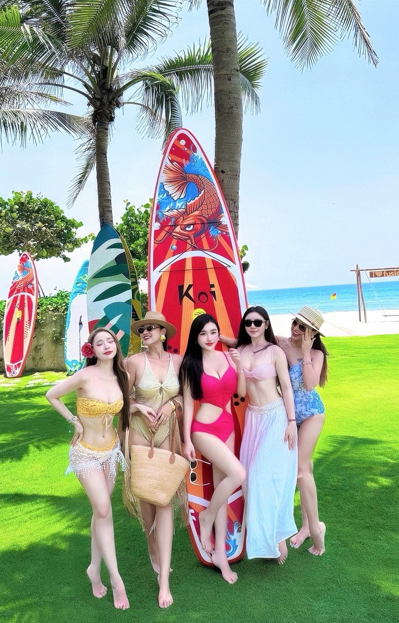 D&agrave;n mỹ nh&acirc;n phim giờ v&agrave;ng VTV diện bikini 