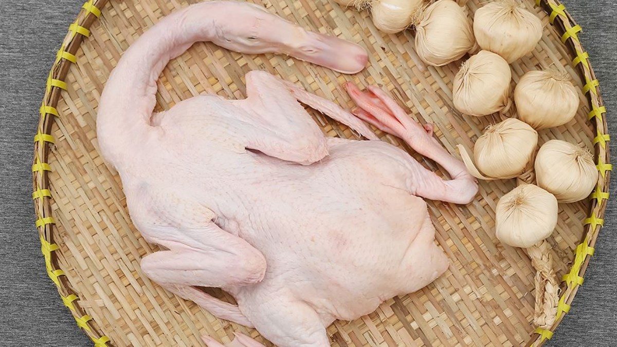 Kh&ocirc;ng phải thịt g&agrave; hay thịt b&ograve;, đ&acirc;y l&agrave; 3 loại thịt bạn n&ecirc;n mua về nấu m&oacute;n ngon cho gia đ&igrave;nh ăn v&agrave;o m&ugrave;a h&egrave; - Ảnh 4.