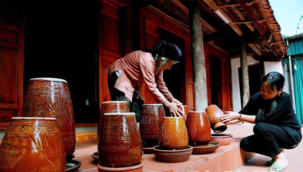 M&oacute;n c&aacute; th&iacute;nh Lập Thạch - đặc sản tốn cơm nổi tiếng v&agrave; kh&oacute; qu&ecirc;n - Ảnh 2.