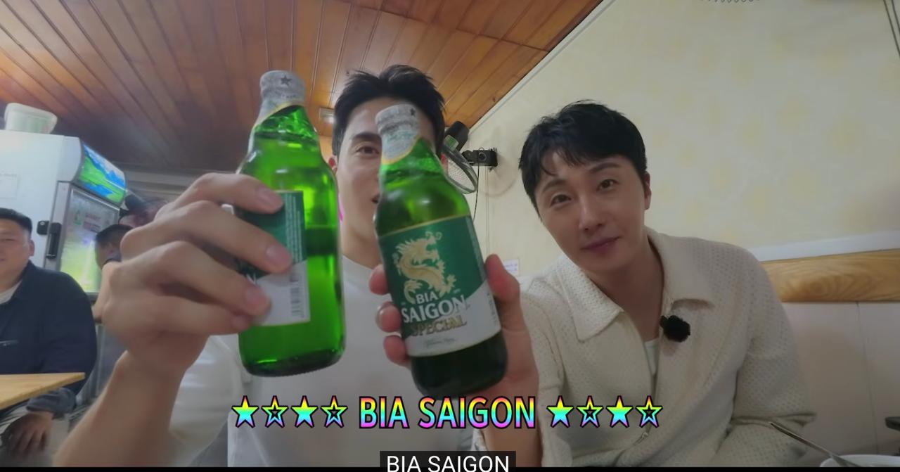 Jung Il - woo kh&aacute;m ph&aacute; H&agrave; Nội: Ẩm thực v&agrave; trải nghiệm độc đ&aacute;o tại Hồ Gươm - Ảnh 7.