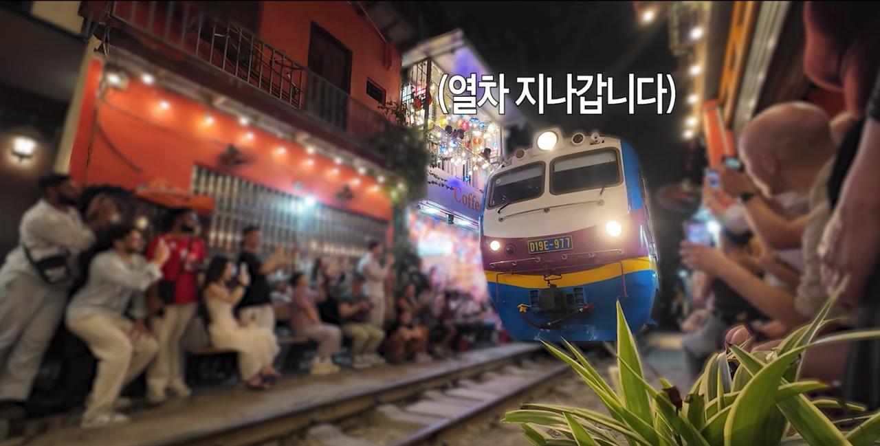 Jung Il - woo kh&aacute;m ph&aacute; H&agrave; Nội: Ẩm thực v&agrave; trải nghiệm độc đ&aacute;o tại Hồ Gươm - Ảnh 9.