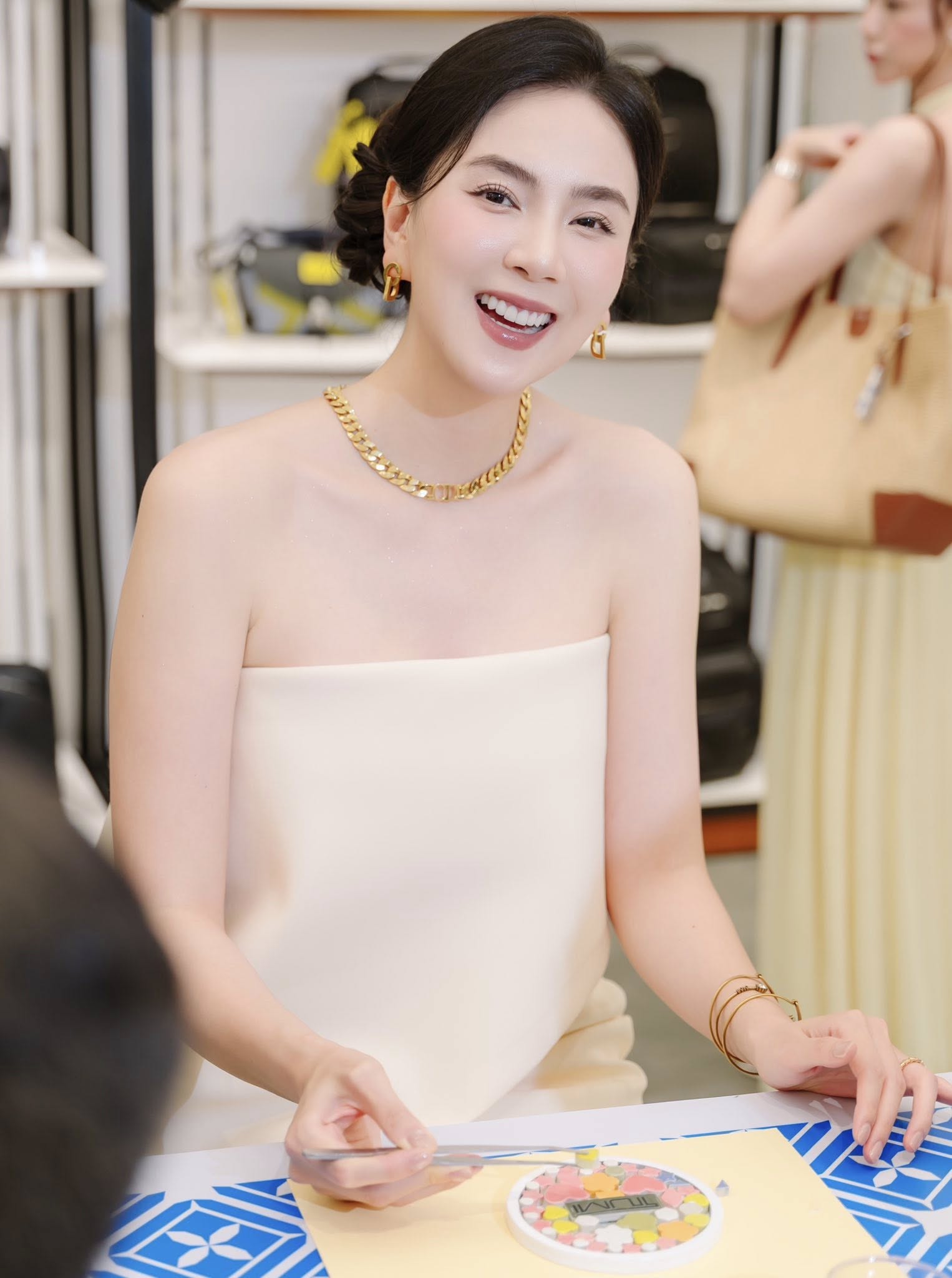 Trạng th&aacute;i mới của MC Mai Ngọc: Cuộc sống vi&ecirc;n m&atilde;n v&agrave; h&igrave;nh ảnh quyến rũ tại Đ&agrave; Nẵng - Ảnh 6.