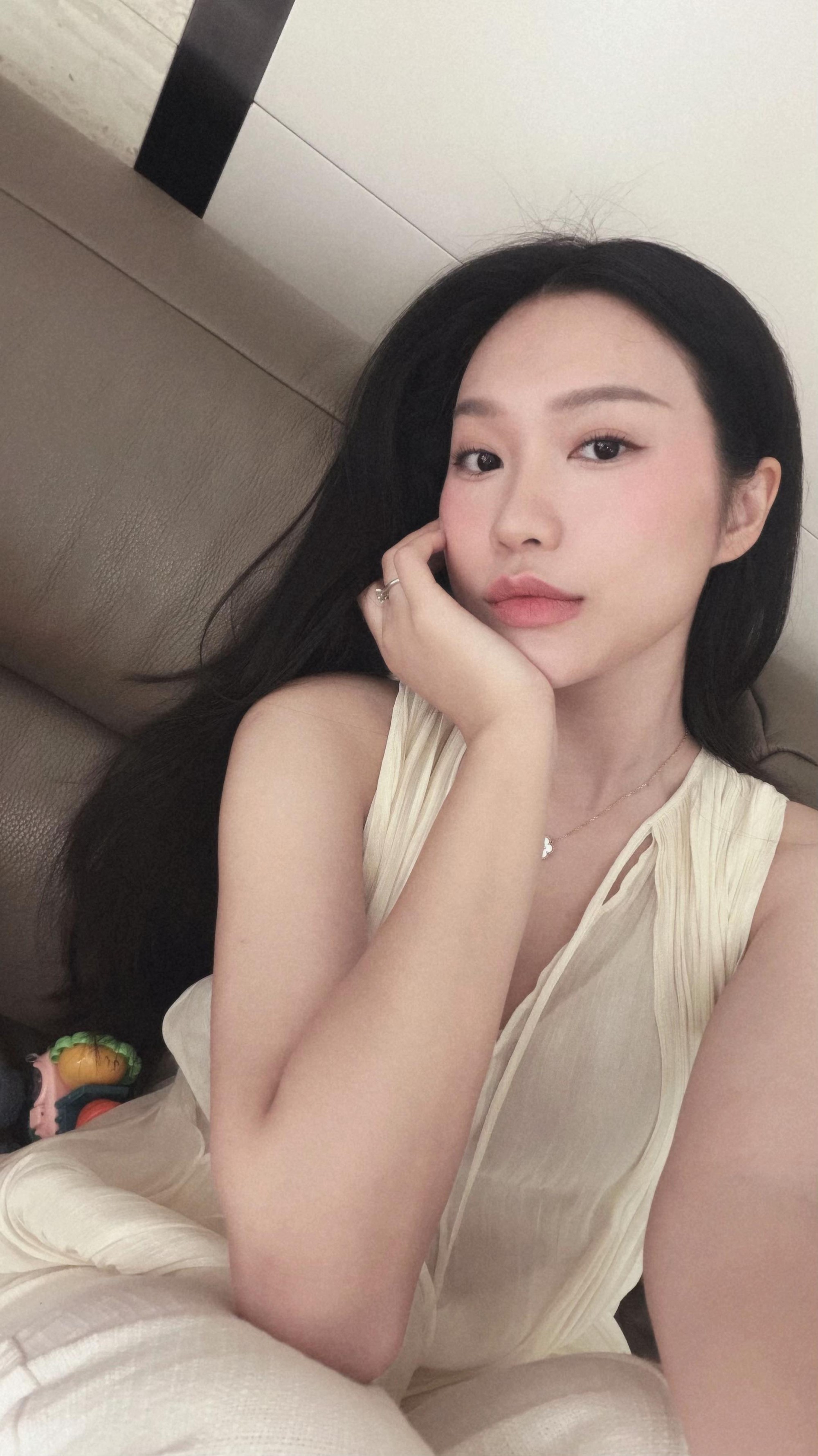 Do&atilde;n Hải My t&aacute;o bạo khoe v&ograve;ng một gợi cảm sau khi l&agrave;m mẹ - Ảnh 7.
