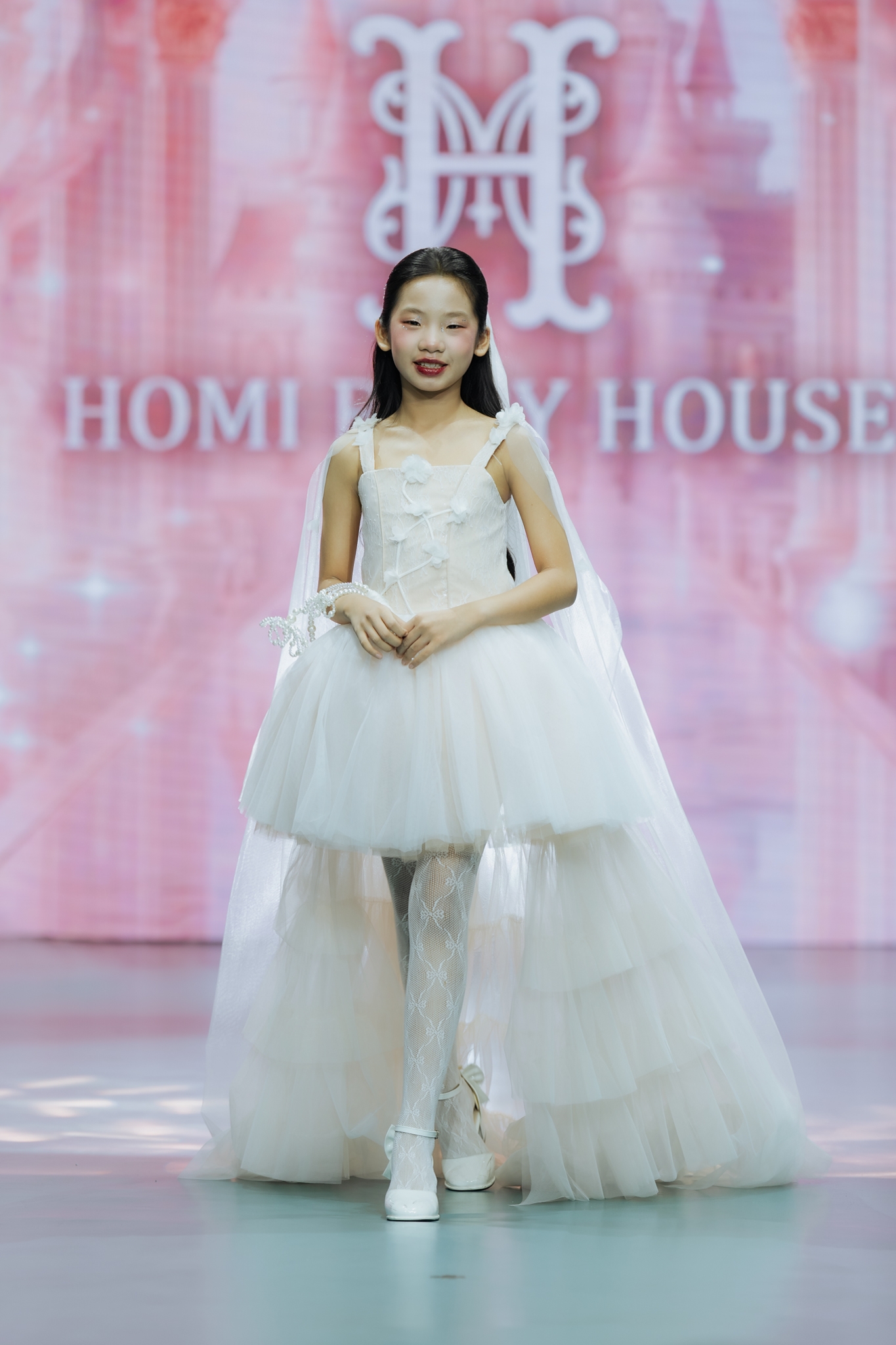 Show thời trang nh&iacute; - Ảnh 10.