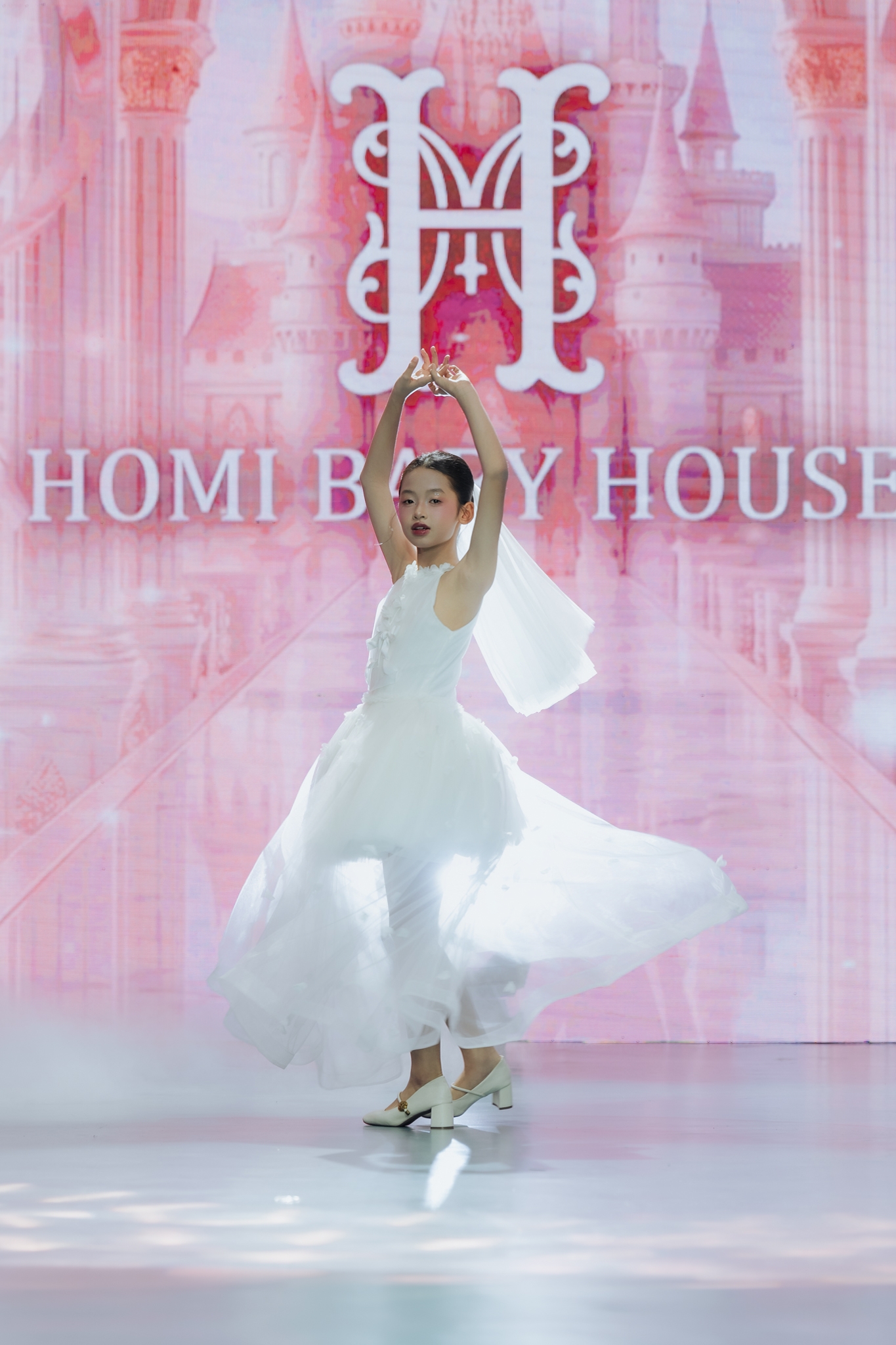 Show thời trang nh&iacute; - Ảnh 8.