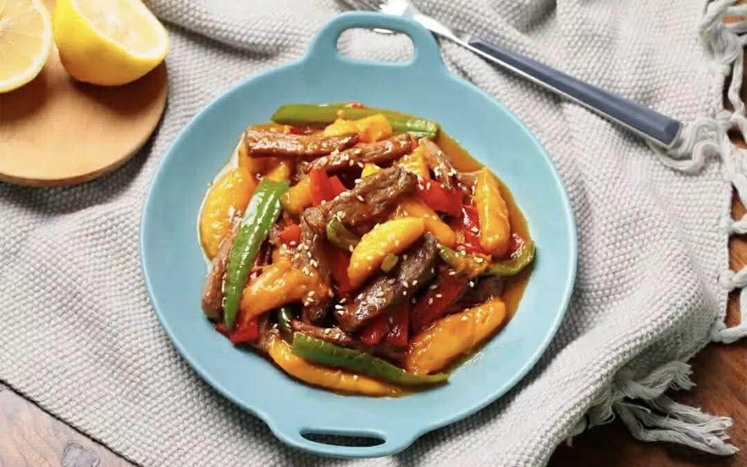 Đang m&ugrave;a mận, thả ngay v&agrave;i quả v&agrave;o nồi canh c&aacute; nấu ri&ecirc;u kiểu n&agrave;y, vị chua thanh tho&aacute;t &aacute;t sạch m&ugrave;i tanh - Ảnh 3.