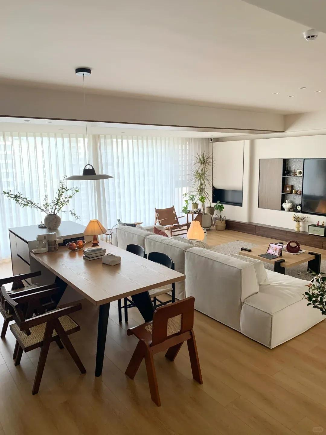 V&igrave; sao ph&ograve;ng kh&aacute;ch kiểu mở ng&agrave;y c&agrave;ng phổ biến? Người sống rồi mới thấy kh&aacute;c biệt rất lớn - Ảnh 1.