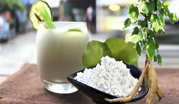 Trong nhà có bột sắn dây: Pha ngay theo cách này để cơ thể THẢI ĐỘC, đánh bay mẩn nNgứa, mề đay mùa nắng nóng - Ảnh 3.