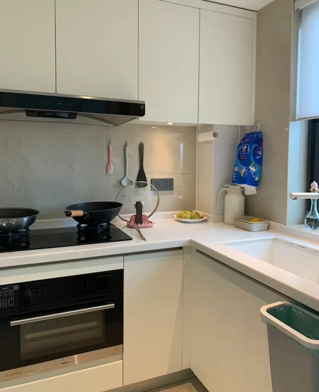 Căn nh&agrave; kh&ocirc;ng c&oacute; đồ decor cầu kỳ của gia đ&igrave;nh 3 người lại khiến nhiều người thừa nhận: &ldquo;Đ&acirc;y mới l&agrave; gi&agrave;u thật sự&rdquo;!- Ảnh 5.