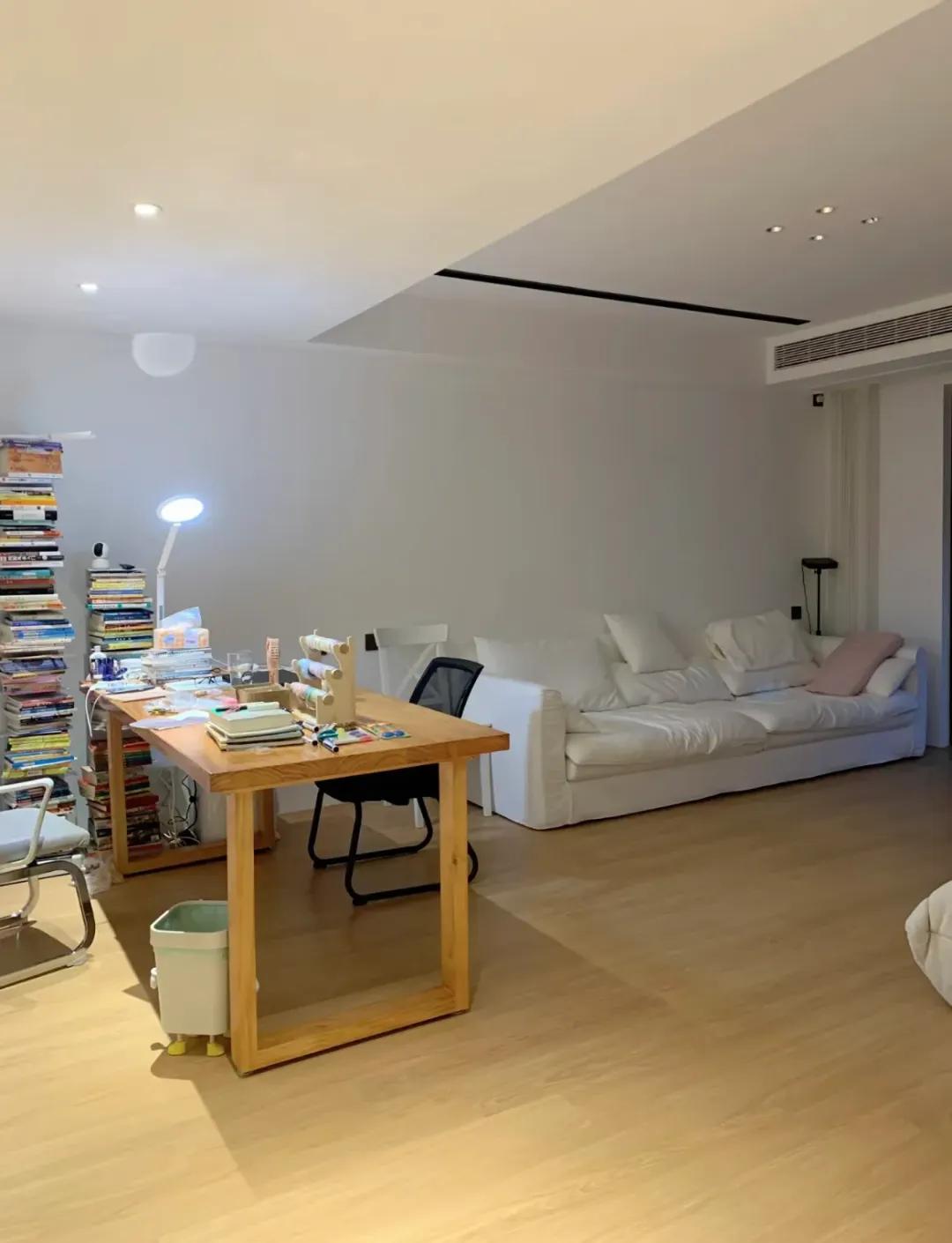 Căn nh&agrave; kh&ocirc;ng c&oacute; đồ decor cầu kỳ của gia đ&igrave;nh 3 người lại khiến nhiều người thừa nhận: &ldquo;Đ&acirc;y mới l&agrave; gi&agrave;u thật sự&rdquo;!- Ảnh 3.