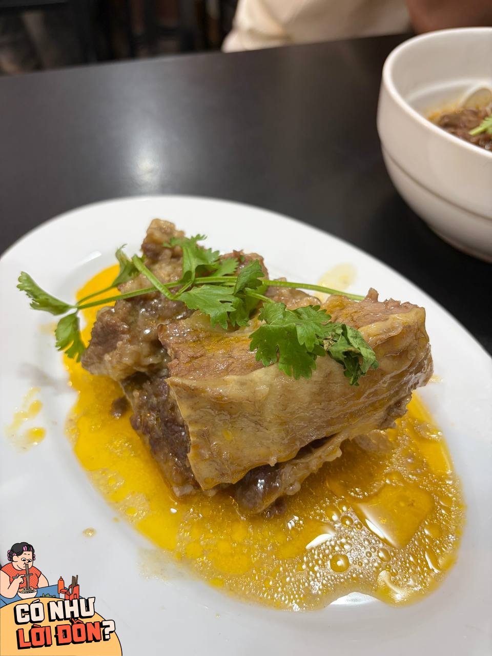 Phở trộn sườn bò sốt vang đầu tiên ở Hà Nội: Hương vị độc đáo chỉ 89 . 000 Đồng - Ảnh 8.