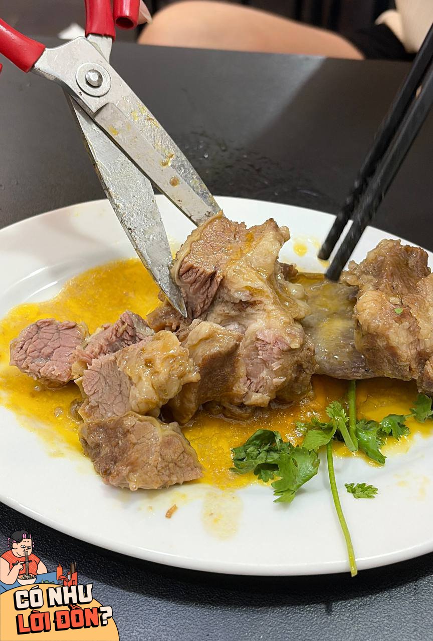 Phở trộn sườn bò sốt vang đầu tiên ở Hà Nội: Hương vị độc đáo chỉ 89 . 000 Đồng - Ảnh 9.