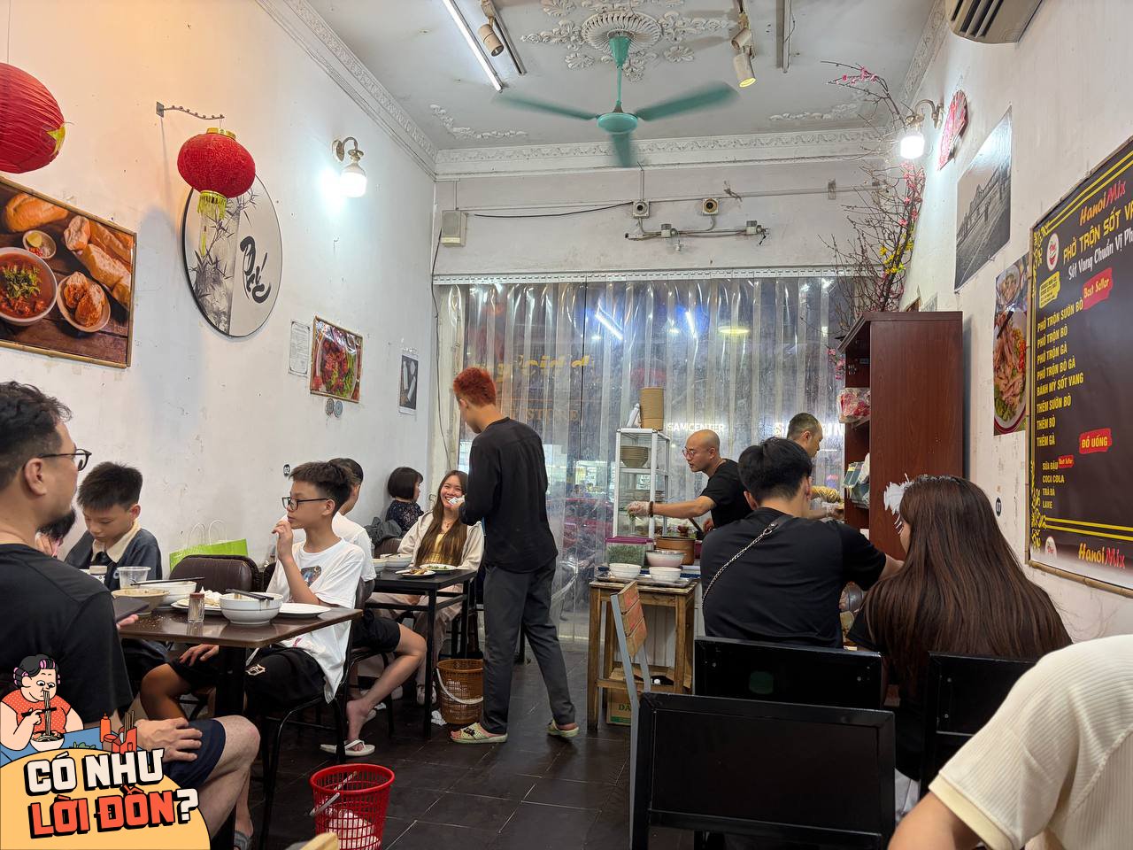 Phở trộn sườn bò sốt vang đầu tiên ở Hà Nội: Hương vị độc đáo chỉ 89 . 000 Đồng - Ảnh 1.