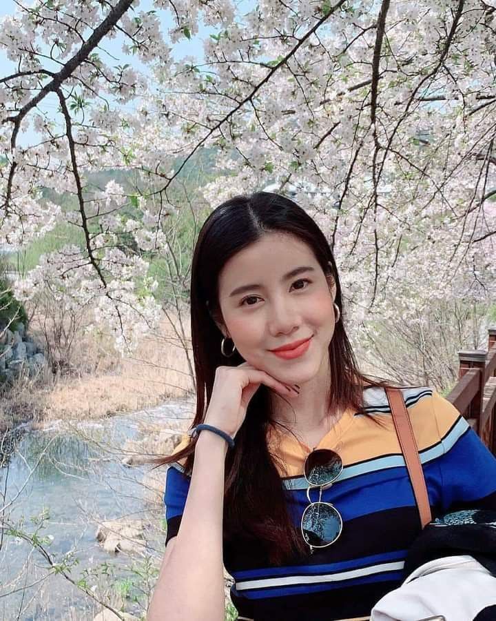 T&ocirc;i từng nghĩ l&agrave;m nội dung tr&ecirc;n mạng chỉ để giết thời gian - đến khi kiếm được gần 1 tỷ đồng, t&ocirc;i mới hiểu: Phụ nữ sau 30 cần nhiều hơn 1 nguồn thu - Ảnh 4.