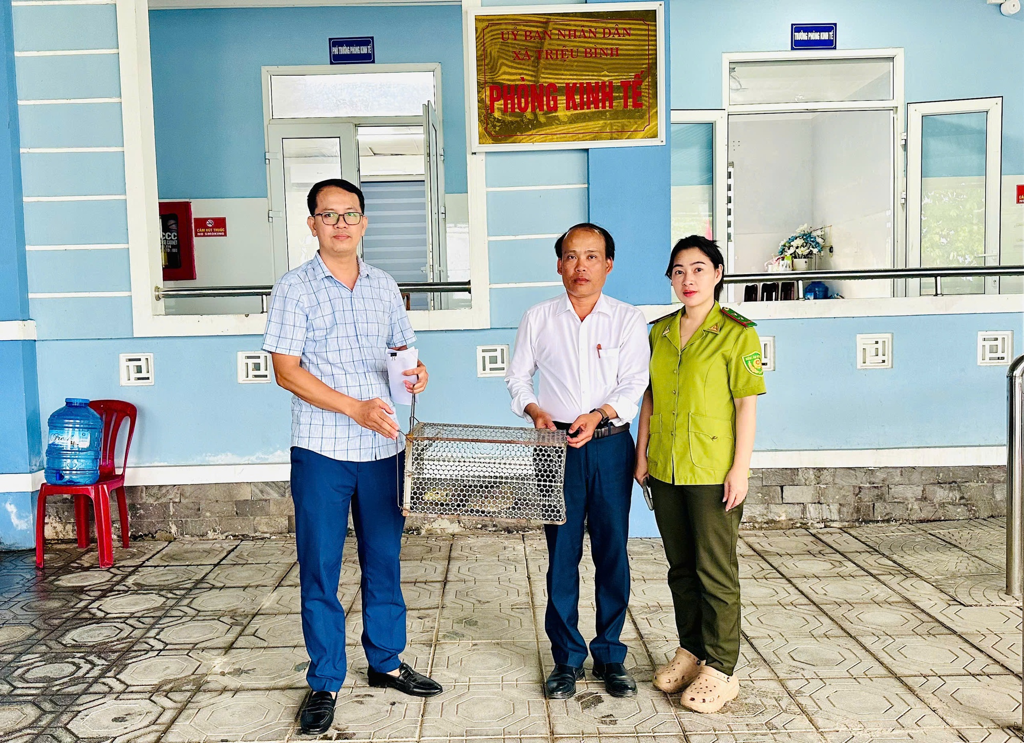 Ph&aacute;t hiện con kỳ đ&agrave; v&acirc;n q&uacute;y hiếm d&agrave;i 70cm ở Quảng Trị - Ảnh 1.