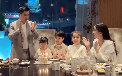 Đỗ Mỹ Linh bầu lần 2: H&igrave;nh ảnh hiếm hoi của mẹ v&agrave; b&eacute; giữa đời thường - Ảnh 3.