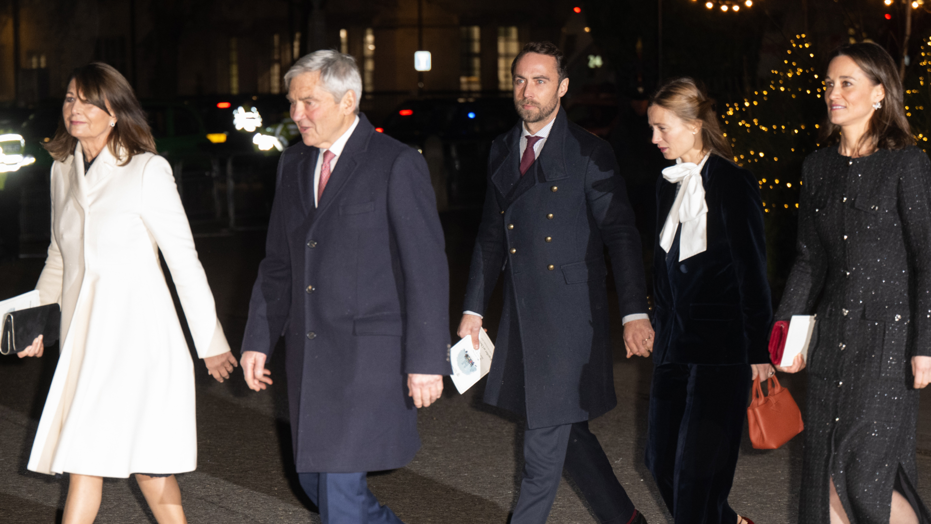 Carole Middleton - B&agrave; mẹ 