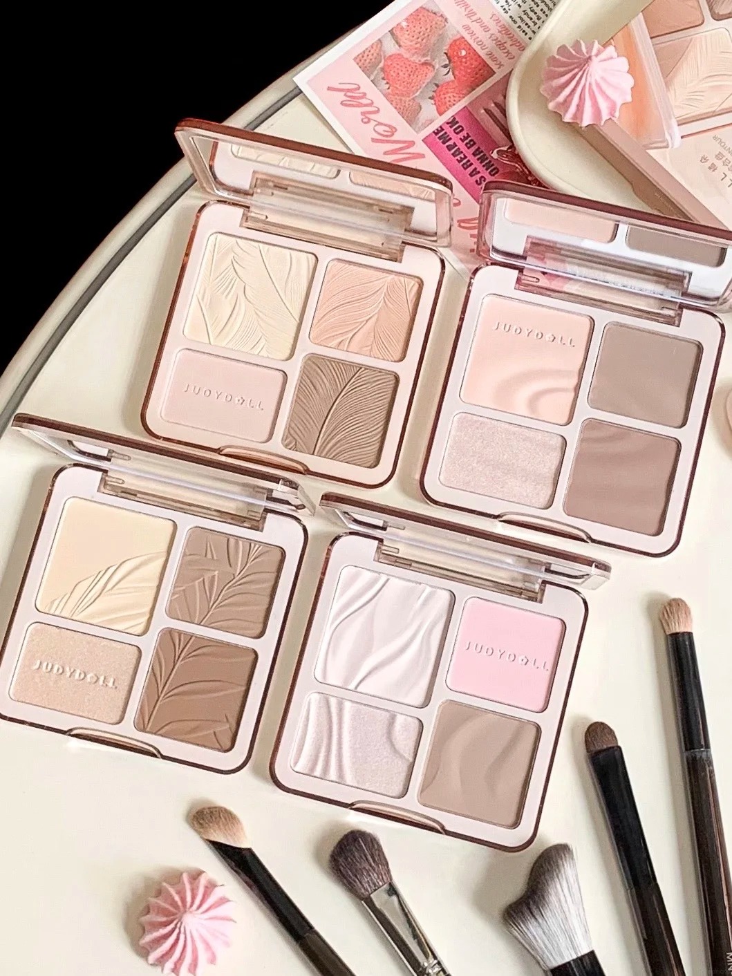 Từ makeup tới v&aacute;y &aacute;o, tạo h&igrave;nh của Jisoo tại Met Gala bị 
