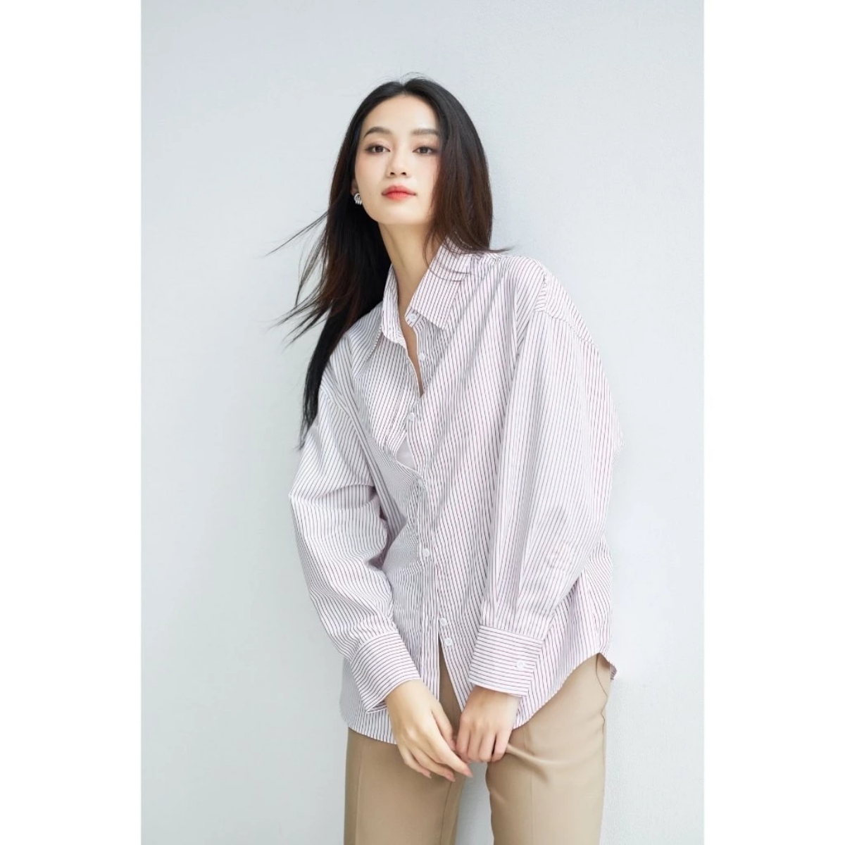 Lee Young Ae l&agrave;m b&ugrave;ng nổ phong c&aacute;ch 