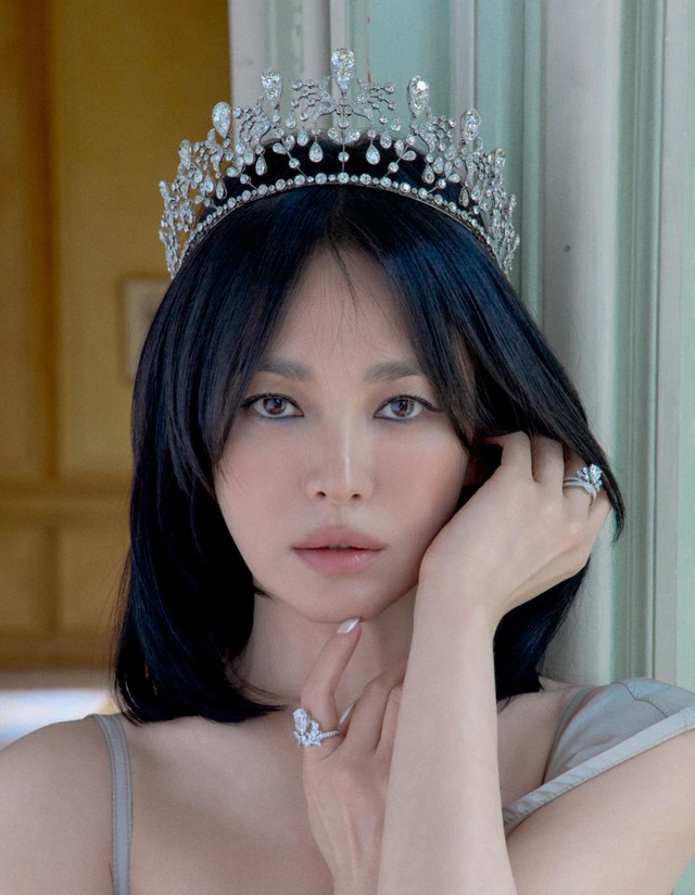 Loạt ảnh ngoại lệ của Song Hye Kyo: Nhan sắc, t&iacute;nh c&aacute;ch thật hiện l&ecirc;n r&otilde; n&eacute;t- Ảnh 2.