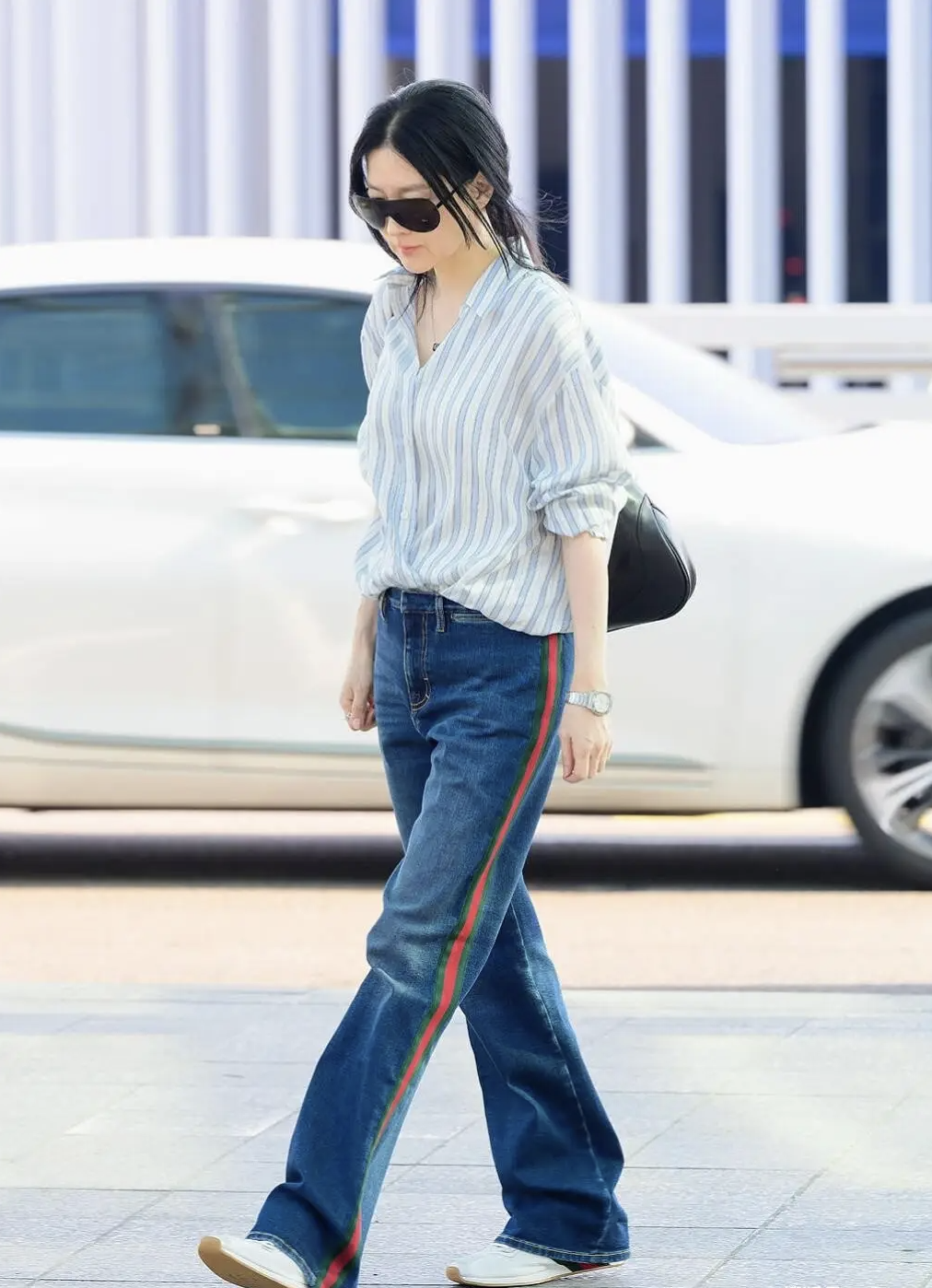 Lee Young Ae l&agrave;m b&ugrave;ng nổ phong c&aacute;ch 