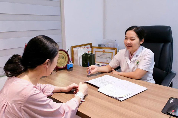 Sản phụ H&agrave;n Quốc về Việt Nam cứu tam thai trước biến chứng nguy hiểm năm 2026 - Ảnh 1.