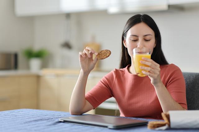 Đừng ăn bánh mì hay bún phở bữa sáng nữa, ăn sáng kiểu này mới là cách giữ dáng nhàn tênh - Ảnh 4.