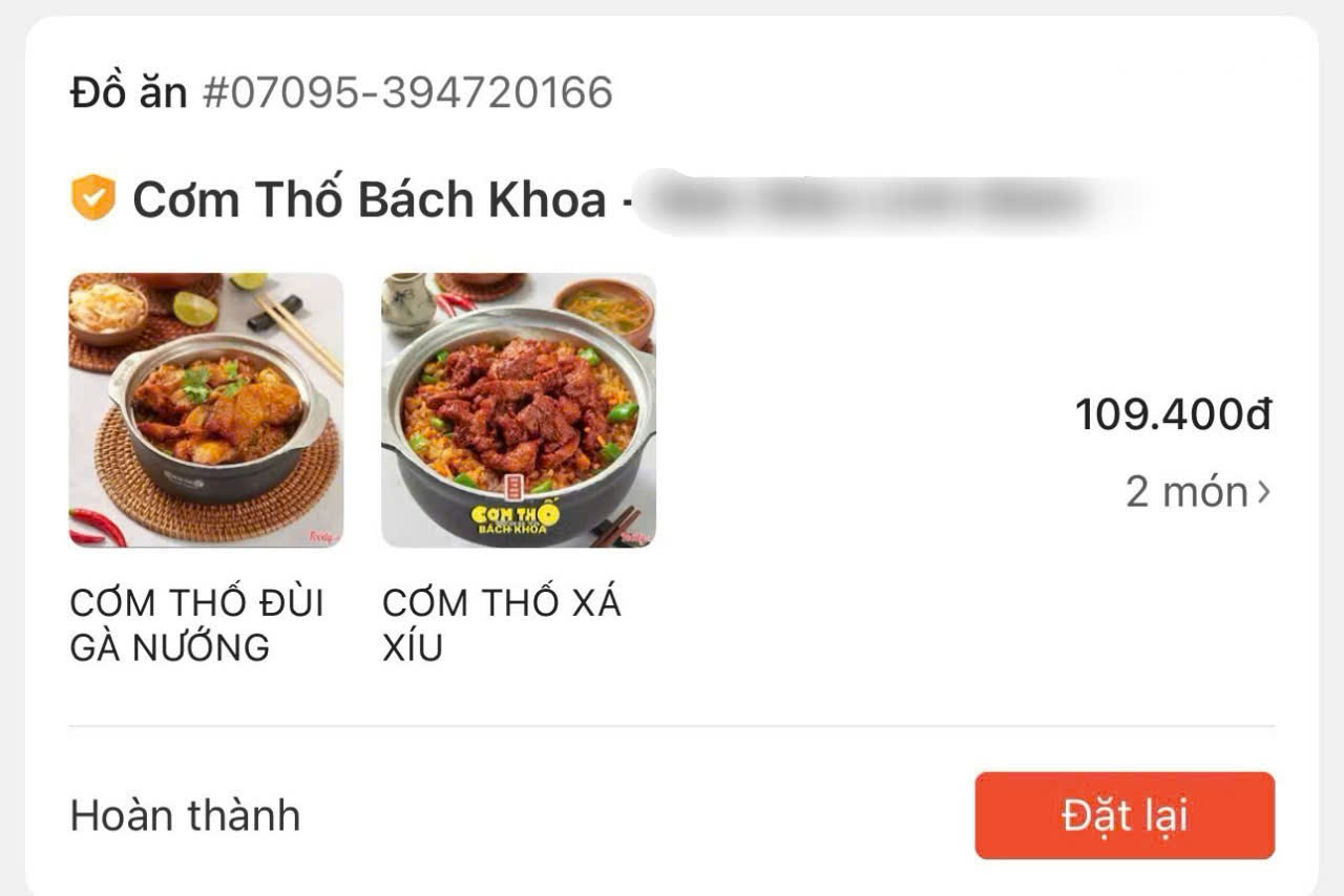 Cơm thố B&aacute;ch Khoa sau phản &aacute;nh khu bếp 