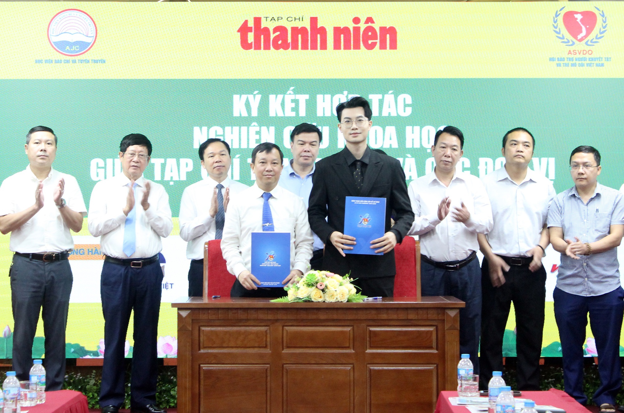 Ph&aacute;t động Cuộc thi viết &ldquo;Vượt l&ecirc;n số phận&rdquo; lần thứ IX- Ảnh 15.