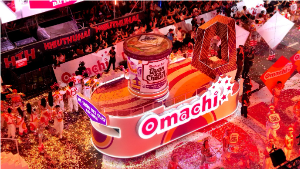 Omachi chơi lớn mở cửa tự do lễ hội ra mắt sản phẩm mới tại phố đi bộ Nguyễn Huệ - Ảnh 4.
