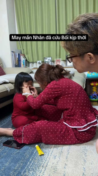 Xử lý dị vật mũi trẻ nhỏ: Cách an toàn và hiệu quả từ Bà Nhân Vlogs - Ảnh 3. Xử lý dị vật mũi trẻ nhỏ: Cách an toàn và hiệu quả từ Bà Nhân Vlogs - Ảnh 3.