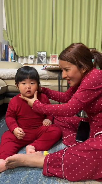Xử lý dị vật mũi trẻ nhỏ: Cách an toàn và hiệu quả từ Bà Nhân Vlogs - Ảnh 5. Xử lý dị vật mũi trẻ nhỏ: Cách an toàn và hiệu quả từ Bà Nhân Vlogs - Ảnh 5.