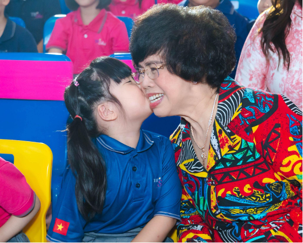 TH School, một thập kỷ kh&ocirc;ng ngừng vươn xa: Từ tầm nh&igrave;n nh&acirc;n văn đến hệ thống gi&aacute;o dục chuẩn quốc tế - Ảnh 1.