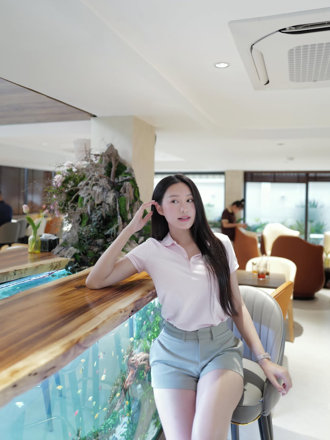 Do&atilde;n Hải My tỏa s&aacute;ng như tiểu thư sau sinh: Nhan sắc đỉnh cao năm 2026 - Ảnh 5.