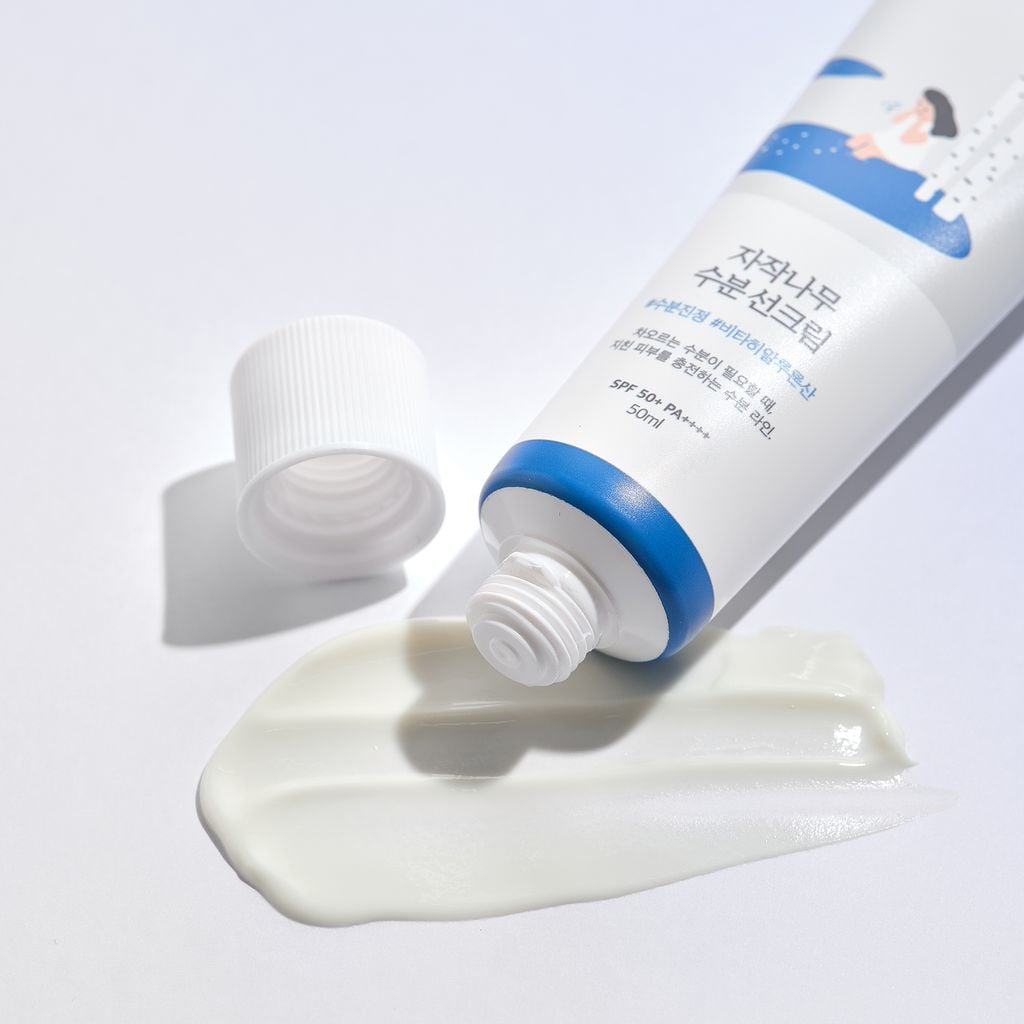 5 lỗi chống nắng khiến da ng&agrave;y c&agrave;ng xỉn m&agrave;u d&ugrave; skincare rất kỹ - Ảnh 6.