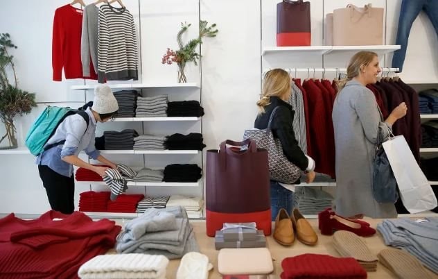 Một thương hiệu thời trang bền vững vừa b&aacute;n m&igrave;nh với gi&aacute; rẻ do nợ 90 triệu USD - Ảnh 3.