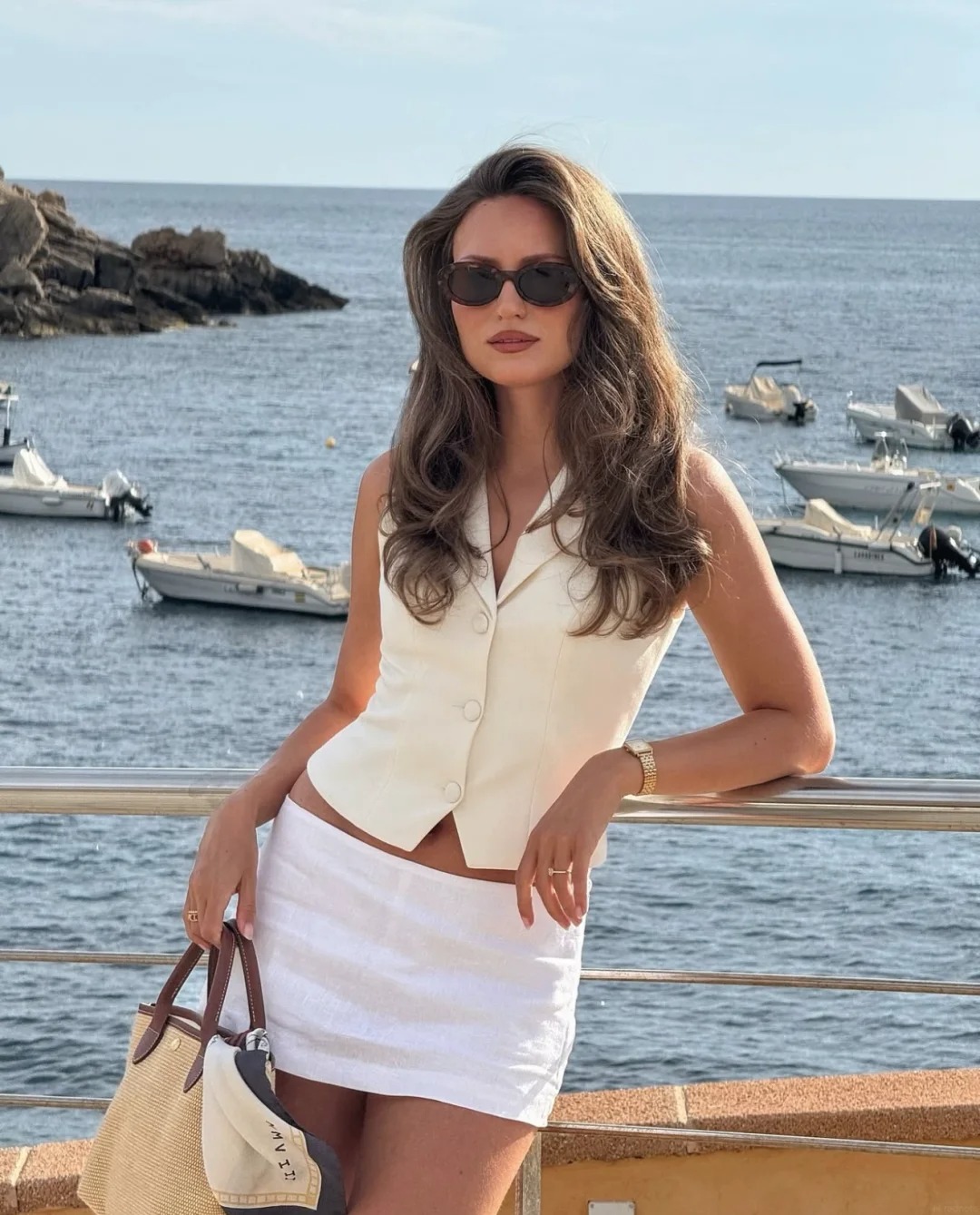 Phong c&aacute;ch &ldquo;quiet luxury&rdquo; của fashionista Đức đang l&agrave; h&igrave;nh mẫu mặc đẹp m&ugrave;a h&egrave; - Ảnh 7.