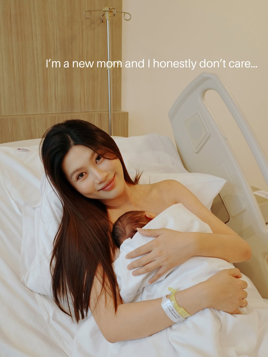D&acirc;u h&agrave;o m&ocirc;n giản dị nhất Việt Nam: Sinh con xong 