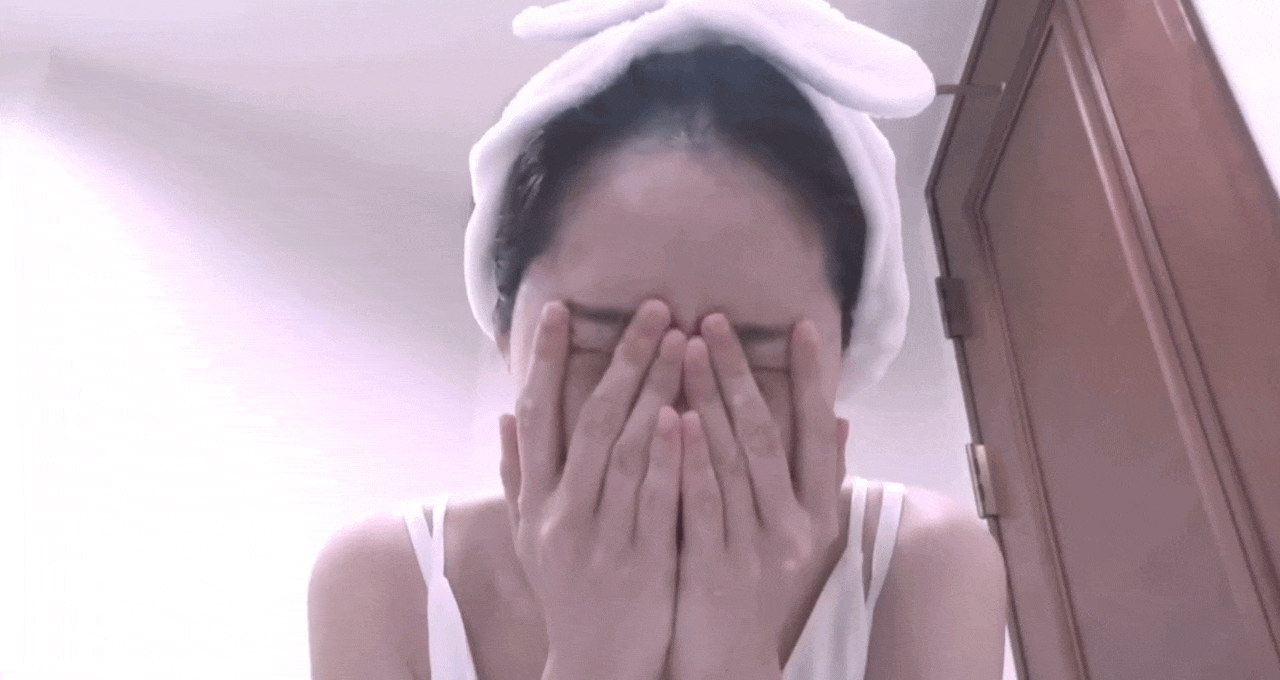 Thay v&igrave; đổi sữa rửa mặt, t&ocirc;i học c&aacute;ch rửa mặt từ b&aacute;c sĩ da liễu H&agrave;n Quốc gi&uacute;p da giảm dầu nhờn, l&aacute;ng mịn trong m&ugrave;a h&egrave; - Ảnh 12.