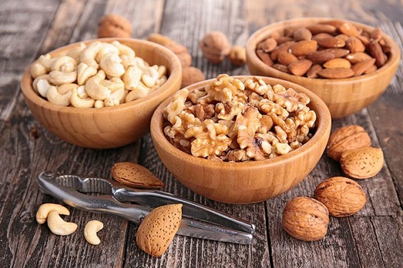 Nhiều người bỏ lu&ocirc;n những thực phẩm n&agrave;y v&igrave; sợ b&eacute;o, nhưng ch&uacute;ng lại hỗ trợ giảm c&acirc;n cực tốt - Ảnh 2.