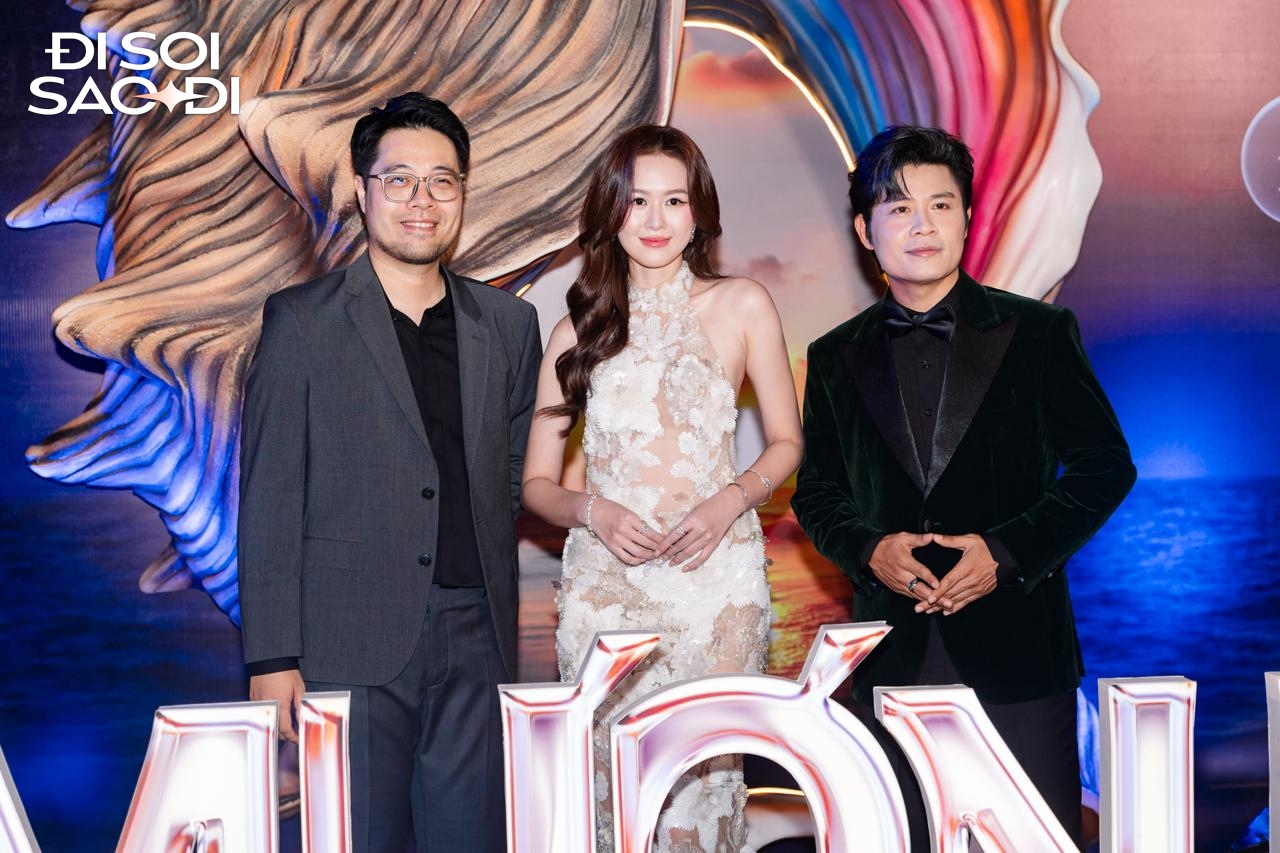Thảm đỏ HOT nhất h&ocirc;m nay: Tiểu Vy đẹp lấn &aacute;t Thanh Thủy - Thi&ecirc;n &Acirc;n, H&ograve;a Minzy xinh y&ecirc;u như c&ocirc;ng ch&uacute;a- Ảnh 6.